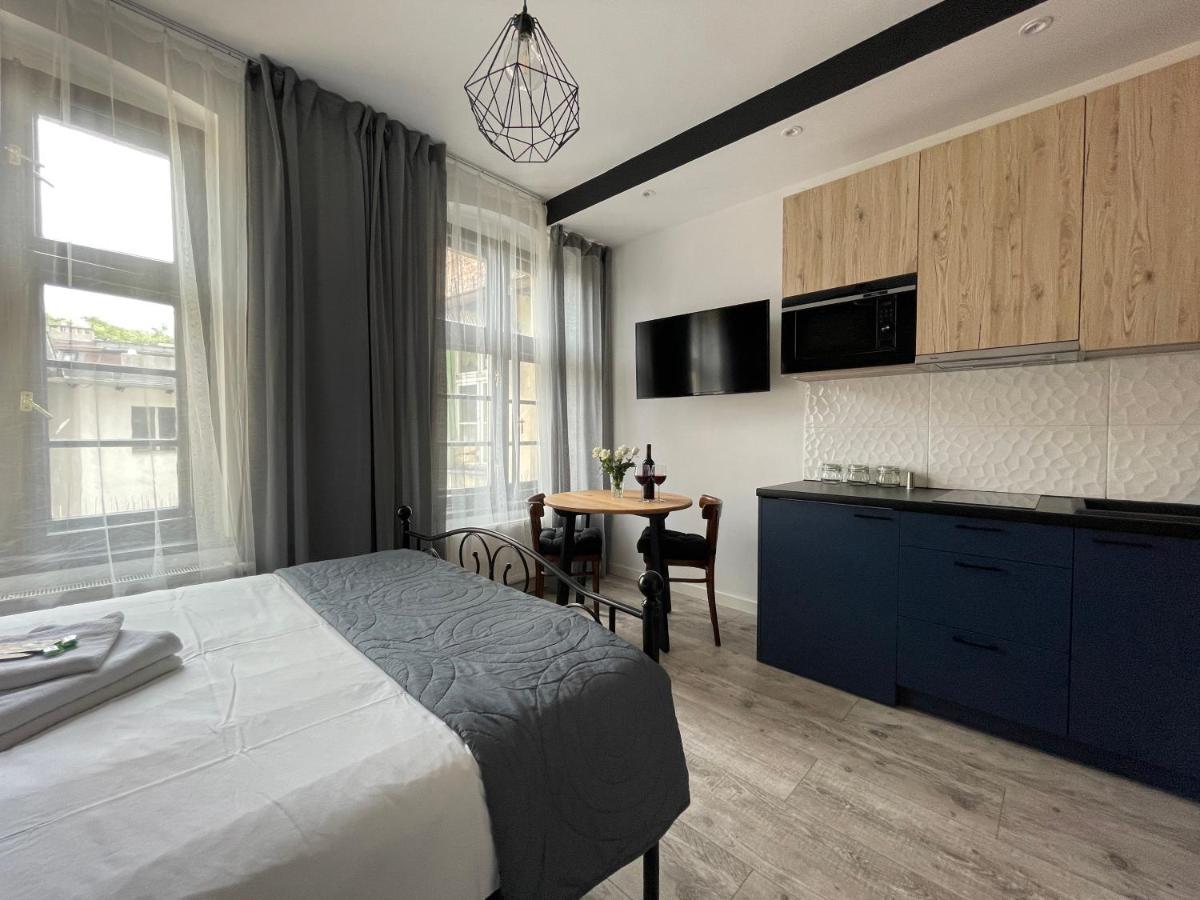 Copernicus Street Apartment - Broken Flowers And Twin Peaks Stary Toruń Dış mekan fotoğraf