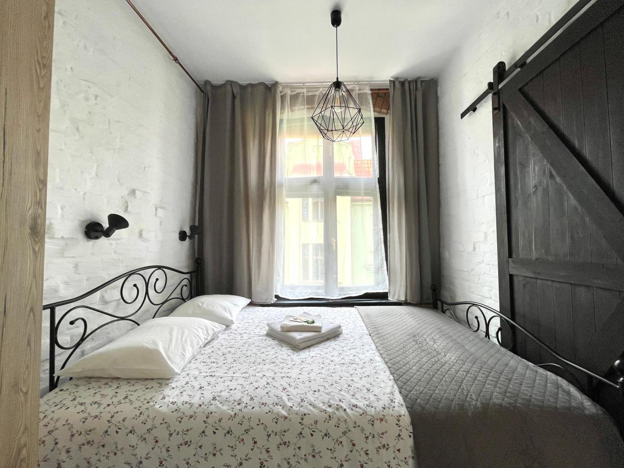 Copernicus Street Apartment - Broken Flowers And Twin Peaks Stary Toruń Dış mekan fotoğraf